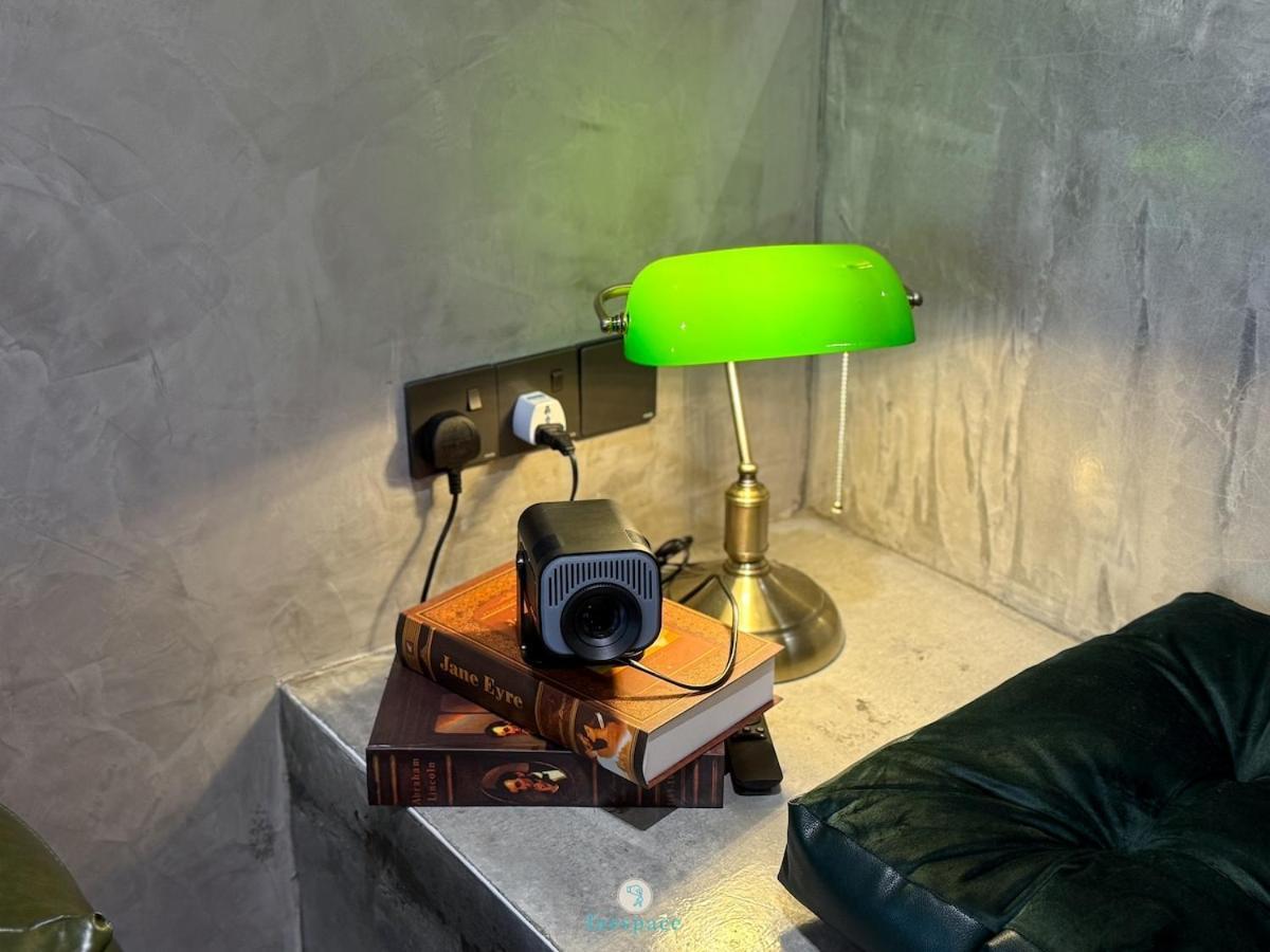 Lux W Bathtub - Linked To Quill Mall *