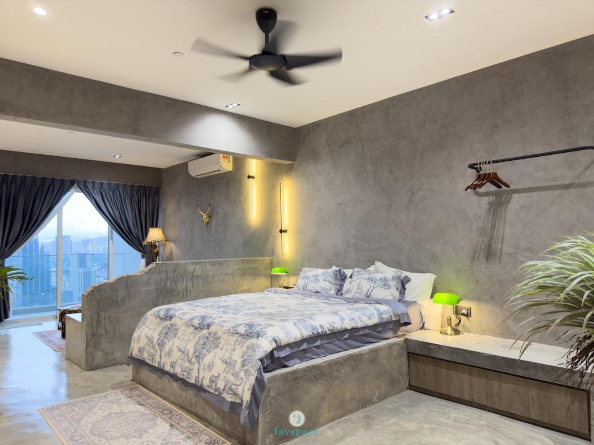 Apartment Lux W Bathtub - Linked To Quill Mall